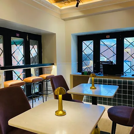 Pera Corner * Istanbul